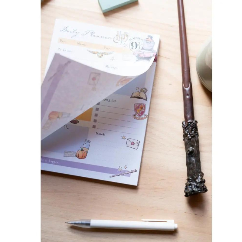 Notebook - Leather Notebook with Magic Wand/Pen A5/15X21 HARRY POTTER